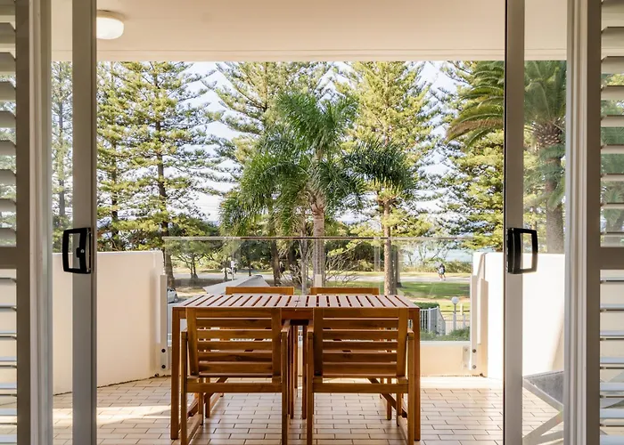Cashelmara Beachfront Apartments Gold Coast